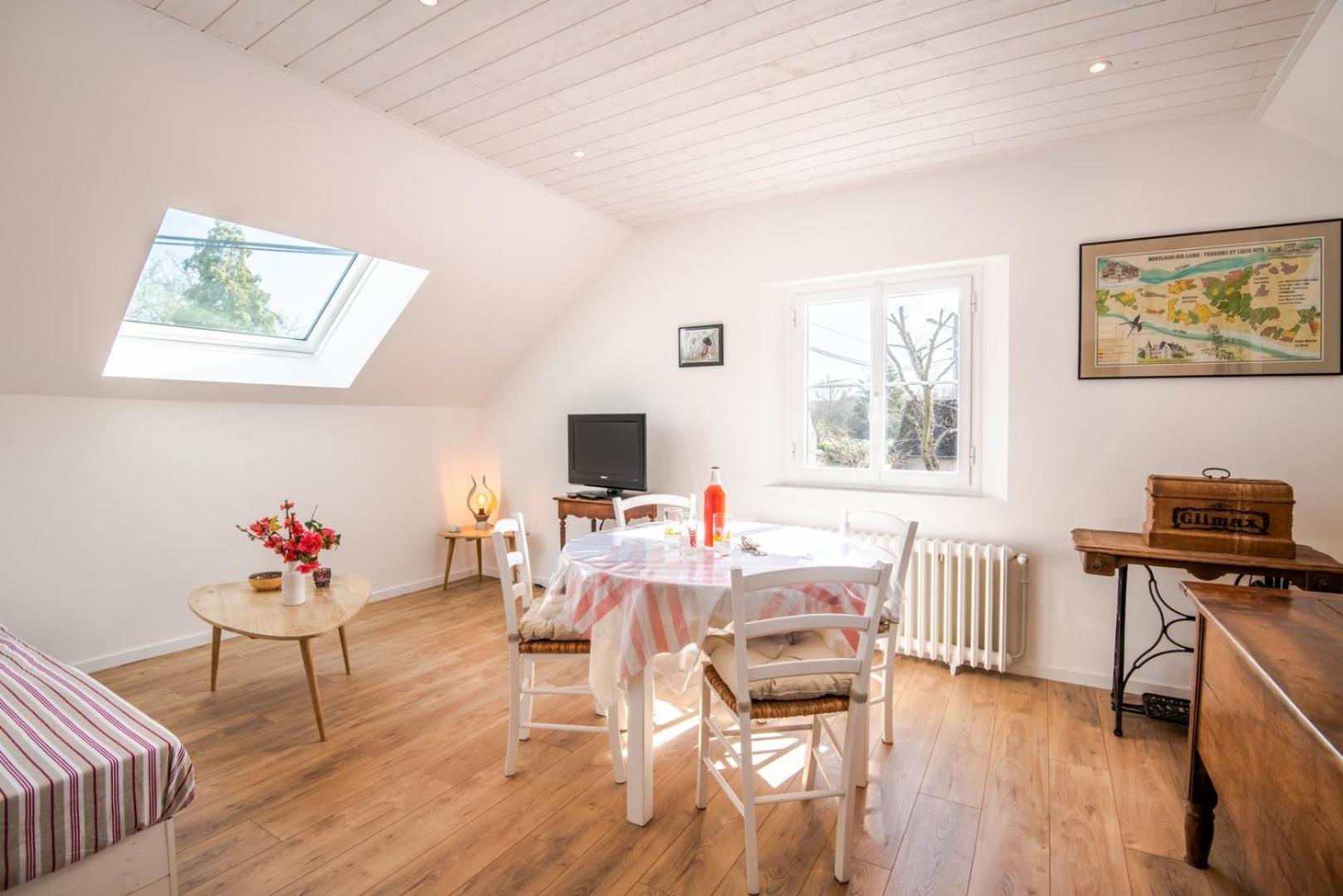 Le Relais De L'Ormeau - Charmant Gite Pour 4 Pers. Lussault-sur-Loire Buitenkant foto